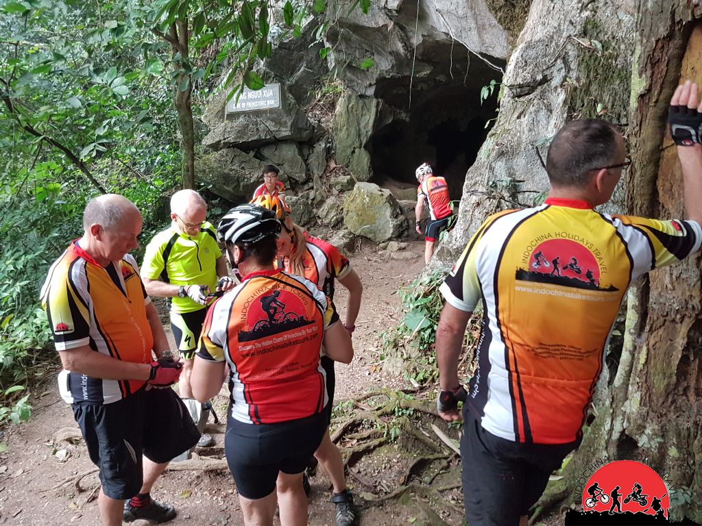 Yangon Cycling to Mawlamying , U Na Oak ,Kaw Kun Cave - 3 Days